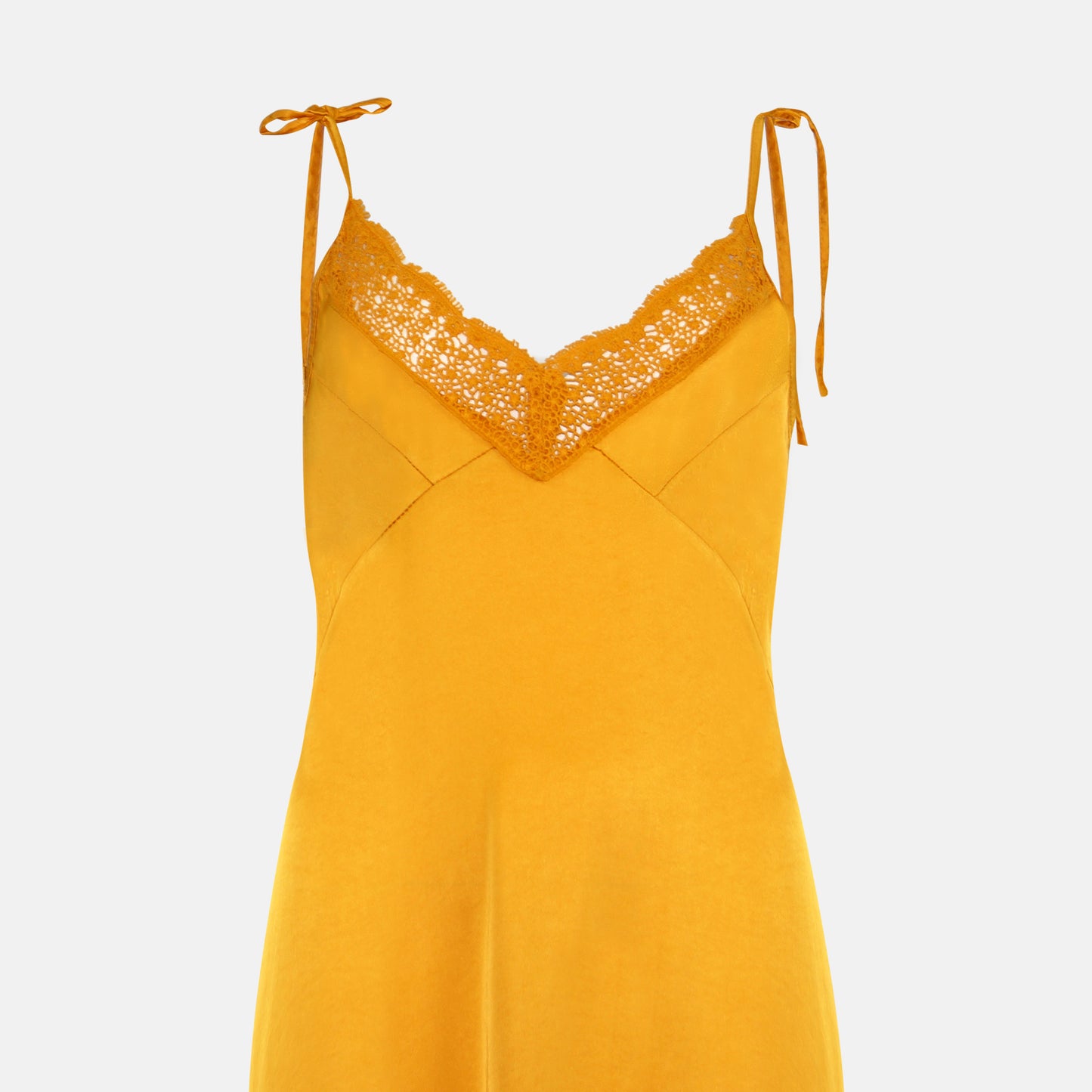 Carina V neck lace edged